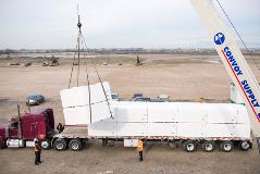 30 ton crane at work