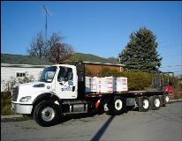 Moffett Truck - 26' flat deck